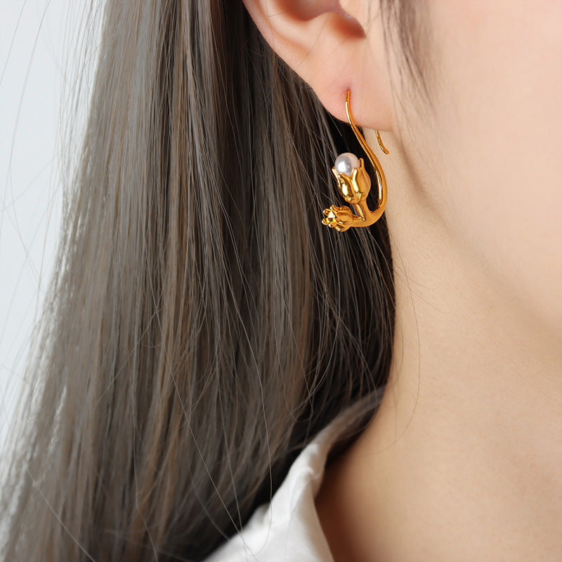 Tulips with Pearl Design Earrings