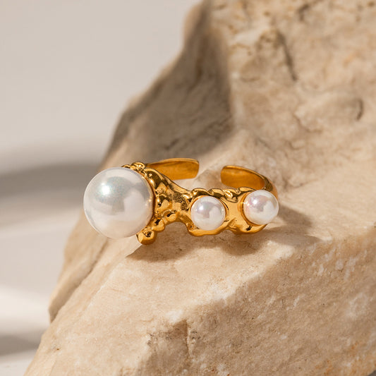 18K Gold Pearl Open Design Ring